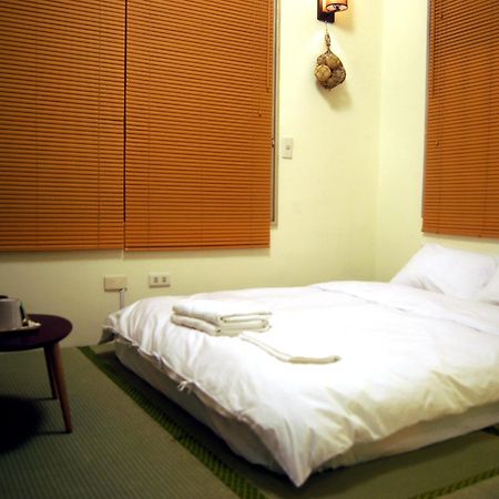 Love Hostel Тайнань Екстер'єр фото